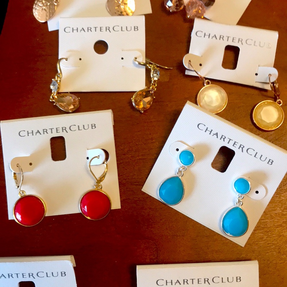 Lot of new earrings 30 pairs